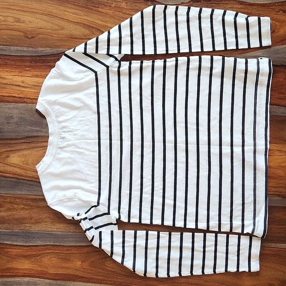 "Love" shirt, Loft, Ladies XS, Super Cute, Striped, White, Red and Black - Picture 4 of 4